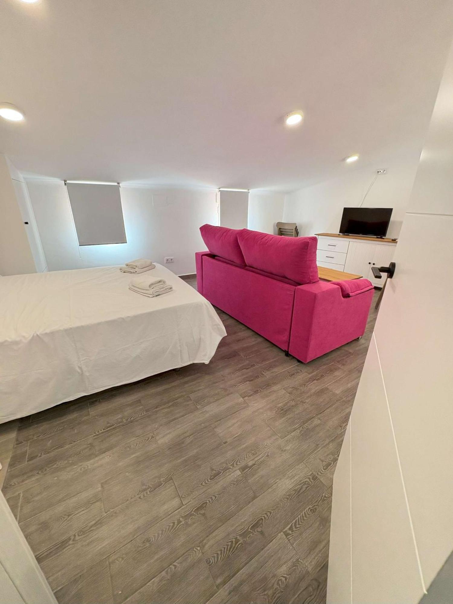 Apartamentos Carmela Benidorm Bagian luar foto
